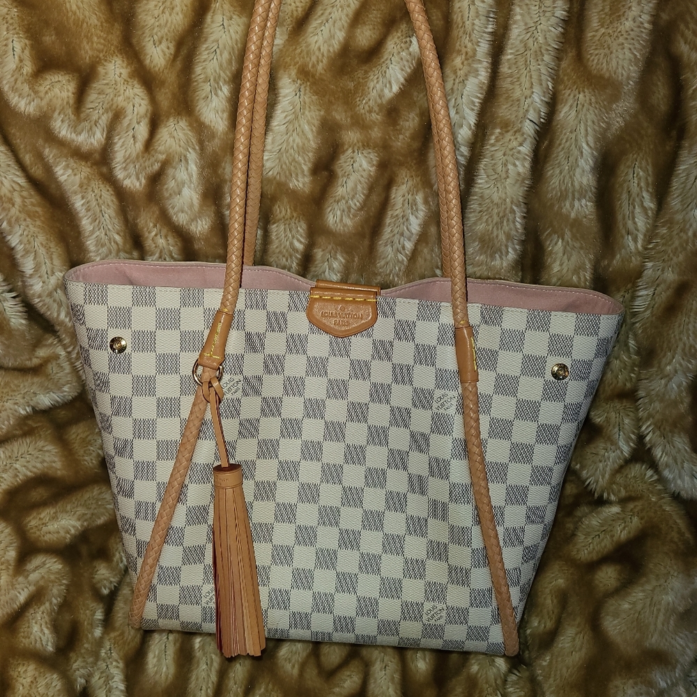 Louis Vuitton PROPRIANO